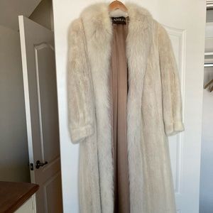 Women’s fur coat